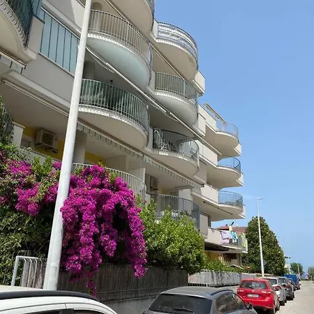 Appartamento Incantevole Alba Adriatica Exterior photo
